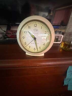 Westclox Big Ben Loud Alarm Vintage Cream Analog Desk Clock